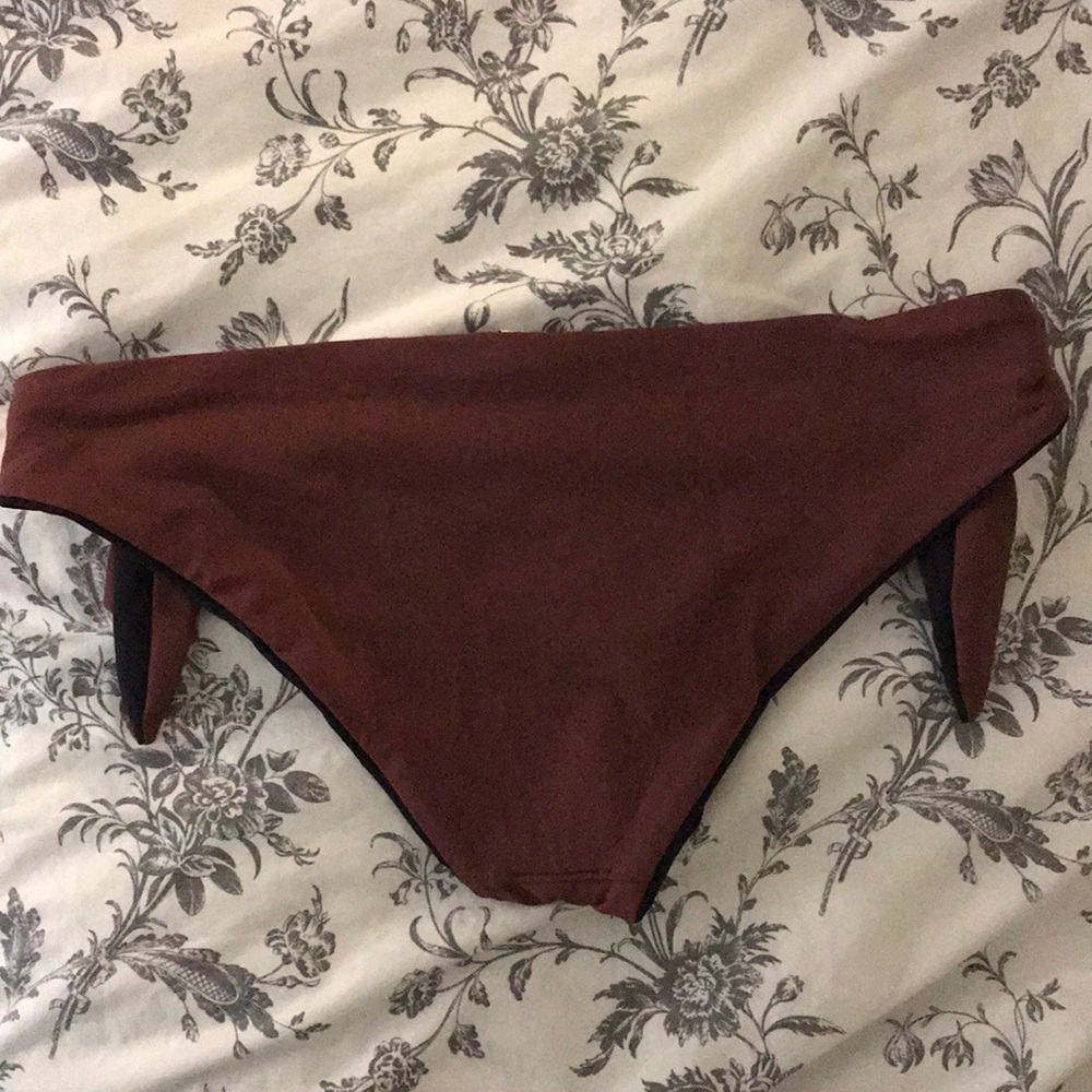 Solid&Striped The Jane Bottom - image 2